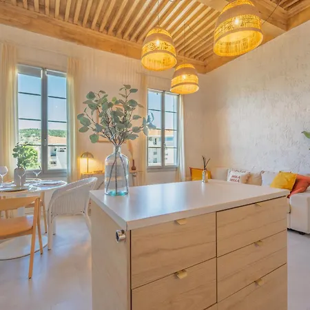 Appartement Bel Appart, Clim, Parking, 150m Du Vieux Port, 50 M2 La Ciotat